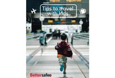 child_walking_through_an_airport