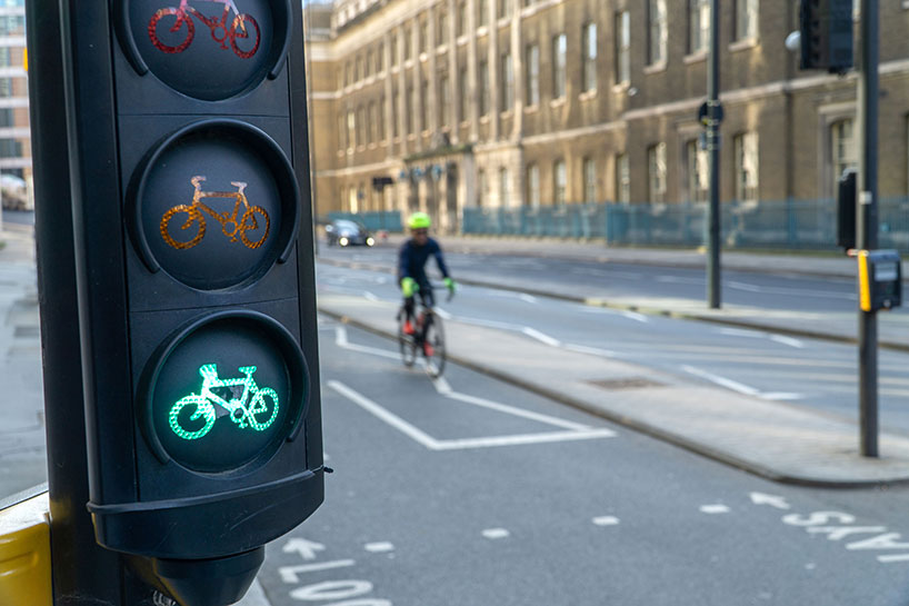 cyclist at traffic lights
